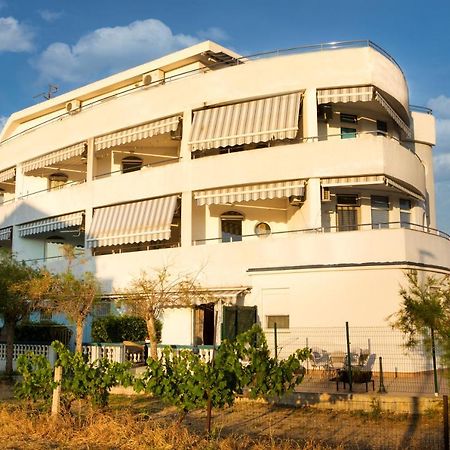 Apartman Mali Raj Pakostane Exterior photo